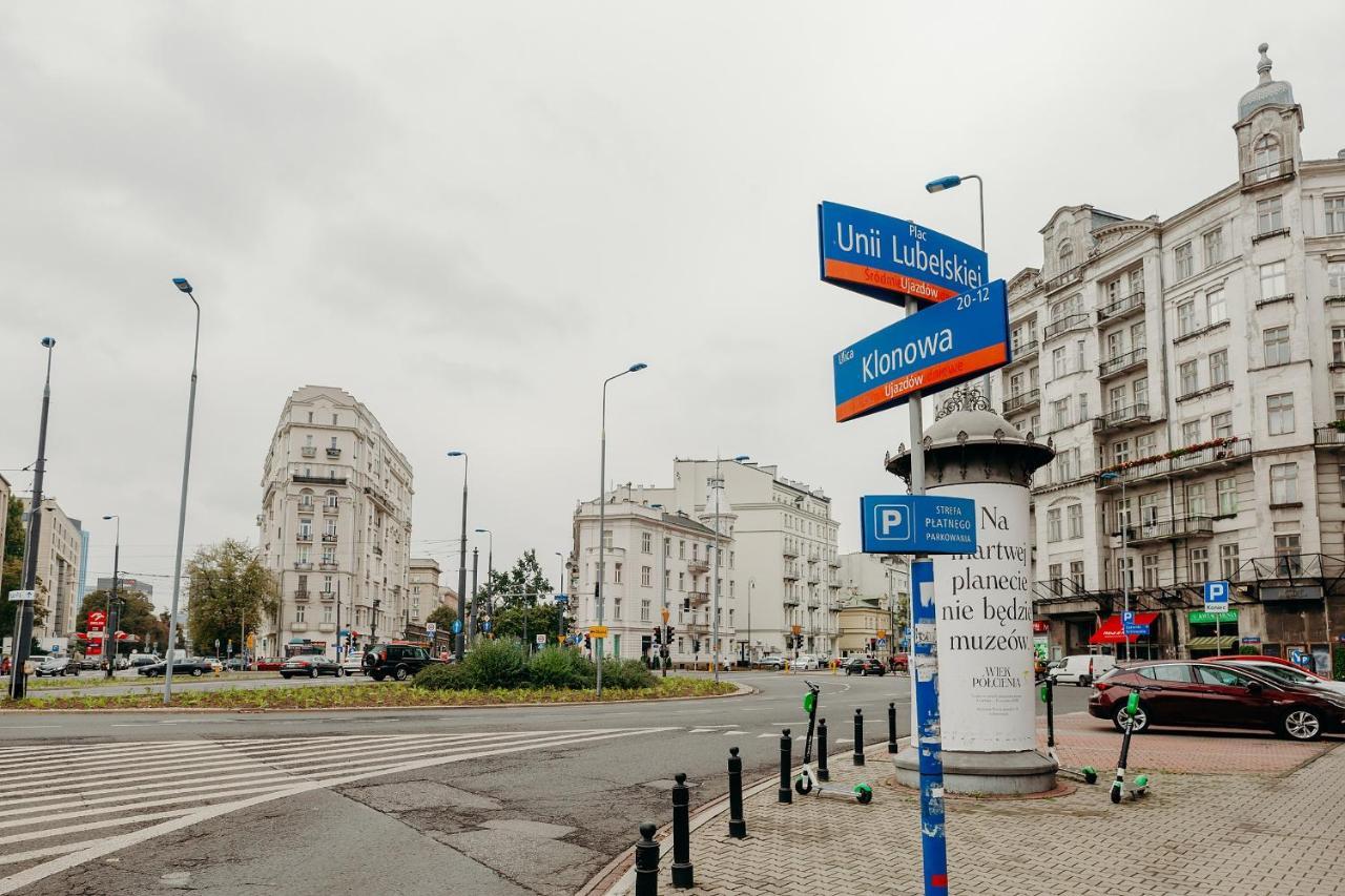 Shortstaypoland Klonowa Varsovie Extérieur photo